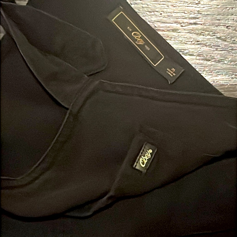 Obey Black Apparel with Logo Detail - Picture 2 of 2